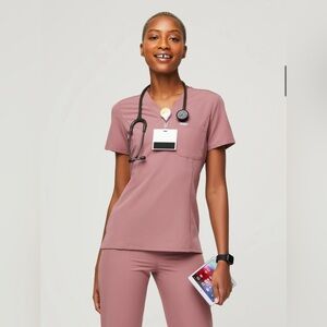 Figs Catarina scrub top in mineral mauve size XXS